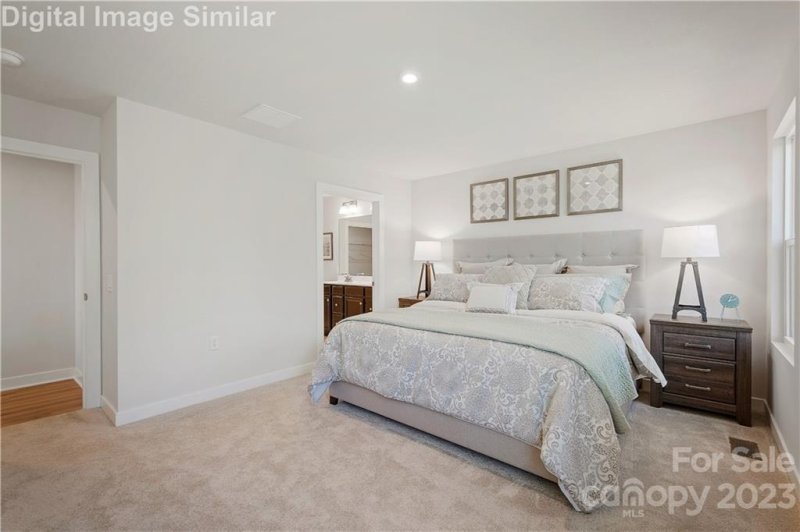 Property image 4 at 2107 Goldwood Drive, Charlotte, NC 28215