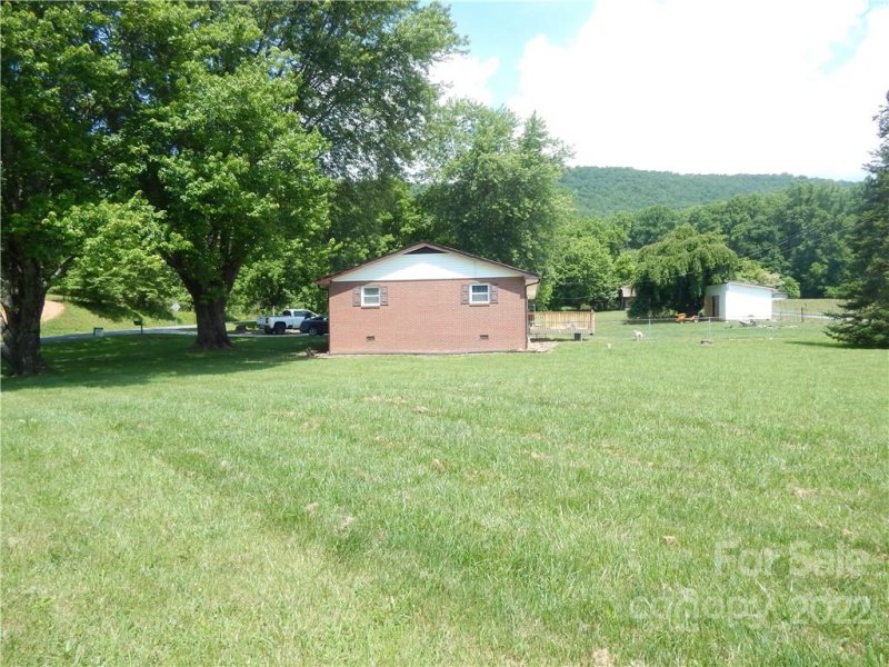 Property image 4 at 74 Cashdon Drive, Mills River, NC 28759