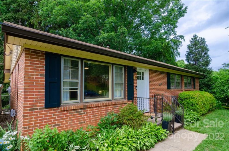 45 Pleasant Ridge Drive