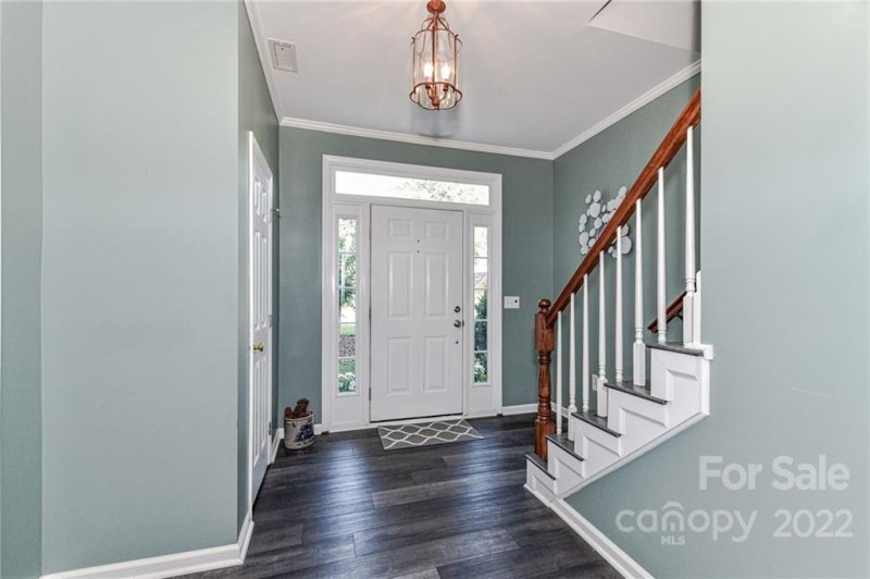 Property image 3 at 1213 Gifford Drive, Matthews, NC 28105