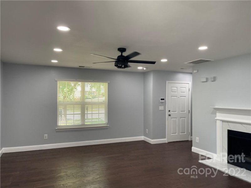 Property image 3 at 1428 Griers Grove Road, Charlotte, NC 28216