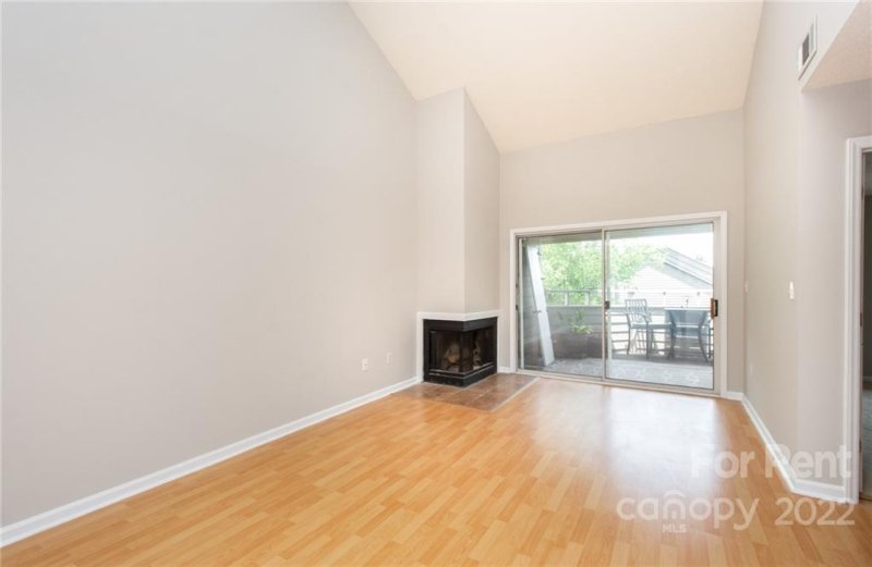 Property image 4 at 2555 Stockbridge Drive, Charlotte, NC 28210