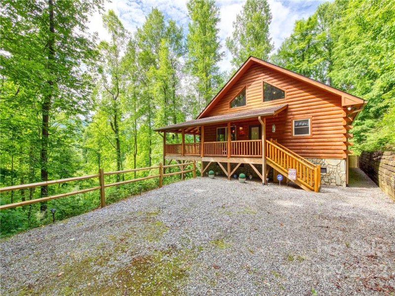 Property image 2 at 49 Hopalong Trace, Waynesville, NC 28785