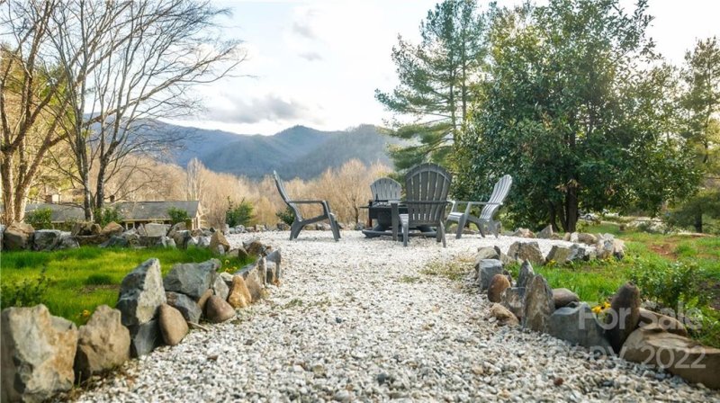 Property image 4 at 130 Rolling Acres Drive, Canton, NC 28716