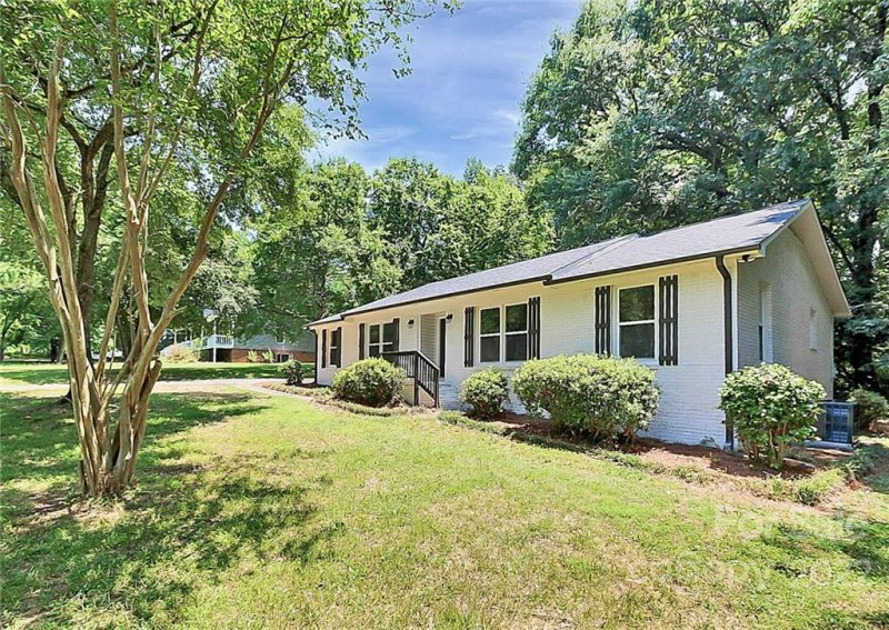 Property image 2 at 955 Allendale Circle, Rock Hill, SC 29732
