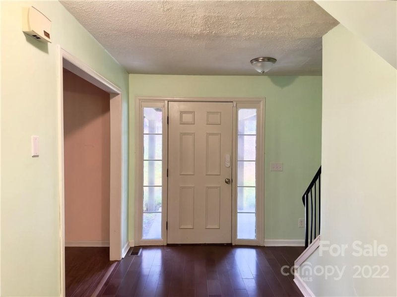 Property image 3 at 4 Beechwood Lakes Drive, Hendersonville, NC 28792