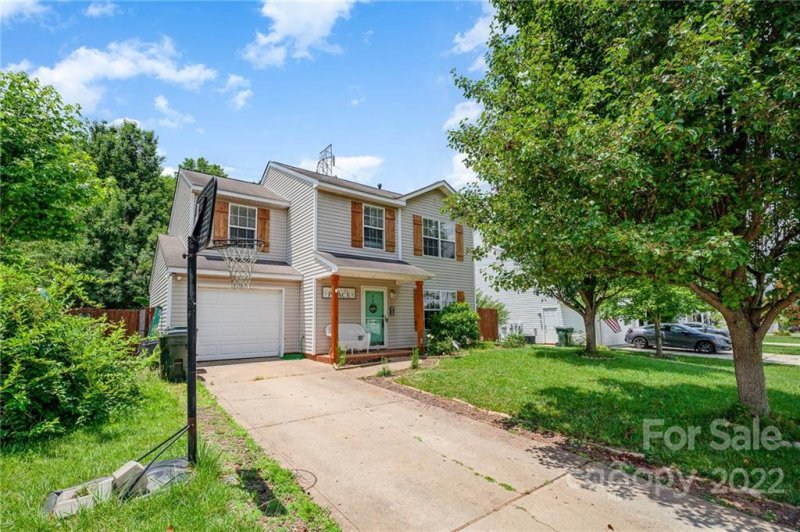 Property image 2 at 617 Overlook Road, Lowell, NC 28098