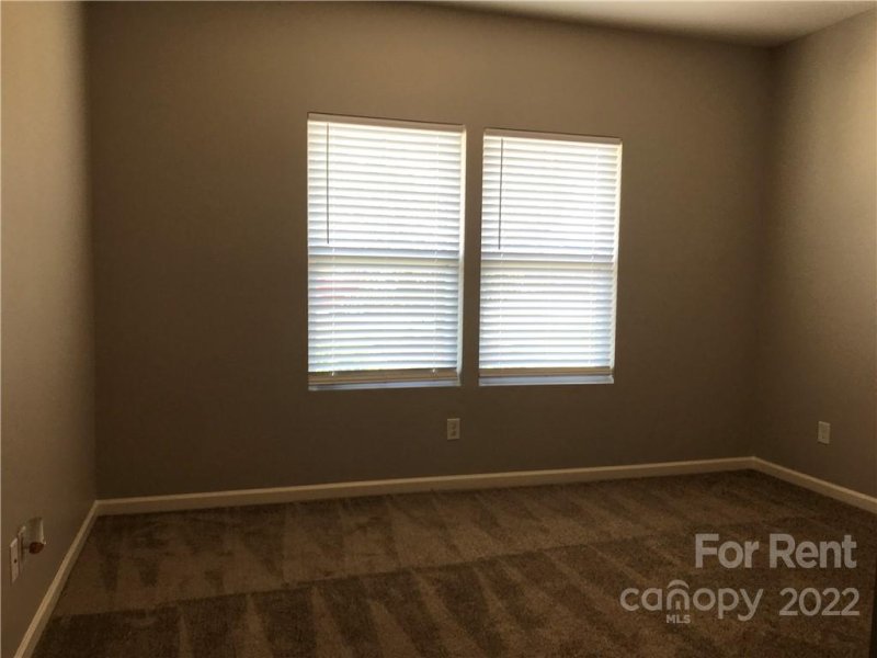 Property image 4 at 110 Tenth Green Court, Statesville, NC 28677