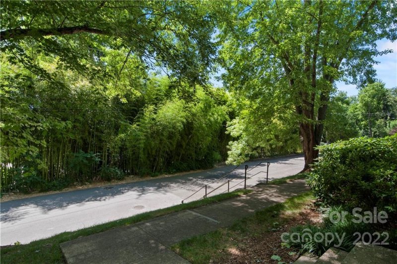 Property image 4 at 615 Biltmore Avenue, Asheville, NC 28803