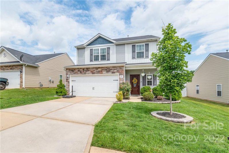 1126 Blue Topaz Drive