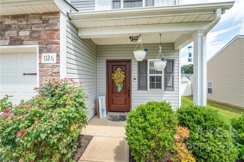 Property image 3 at 1126 Blue Topaz Drive, Dallas, NC 28034