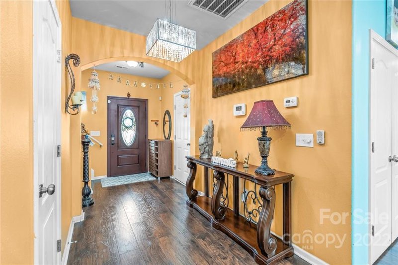 Property image 4 at 1126 Blue Topaz Drive, Dallas, NC 28034