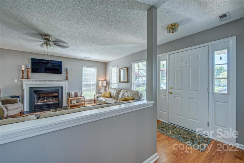 Property image 4 at 597 Dannyn Grove Court, Charlotte, NC 28214