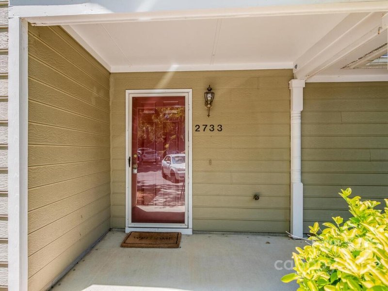 Property image 2 at 2733 Tiergarten Lane, Charlotte, NC 28210