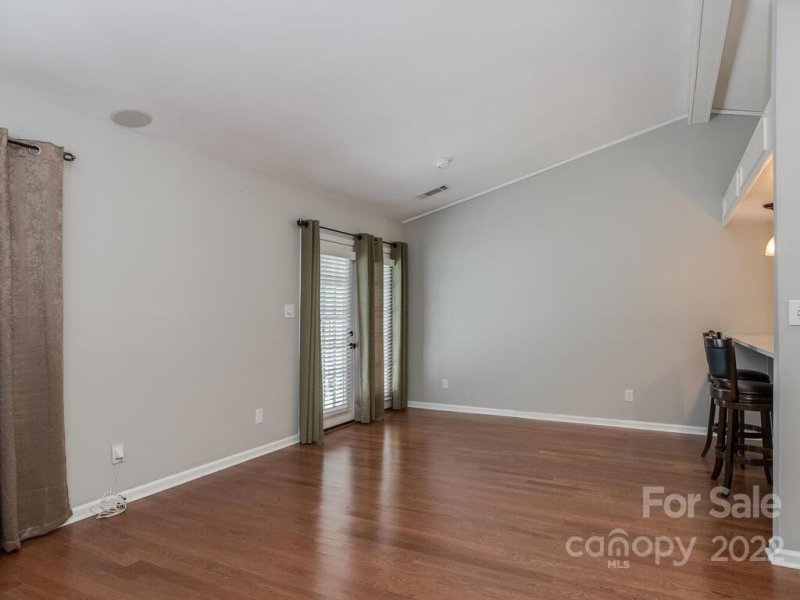 Property image 5 at 2733 Tiergarten Lane, Charlotte, NC 28210