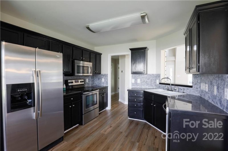 Property image 2 at 1412 Williamsburg Lane, Monroe, NC 28110