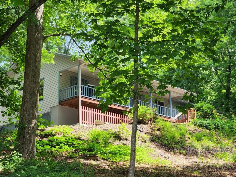 Property image 5 at 76 Mountain Brook Drive, Candler, NC 28715