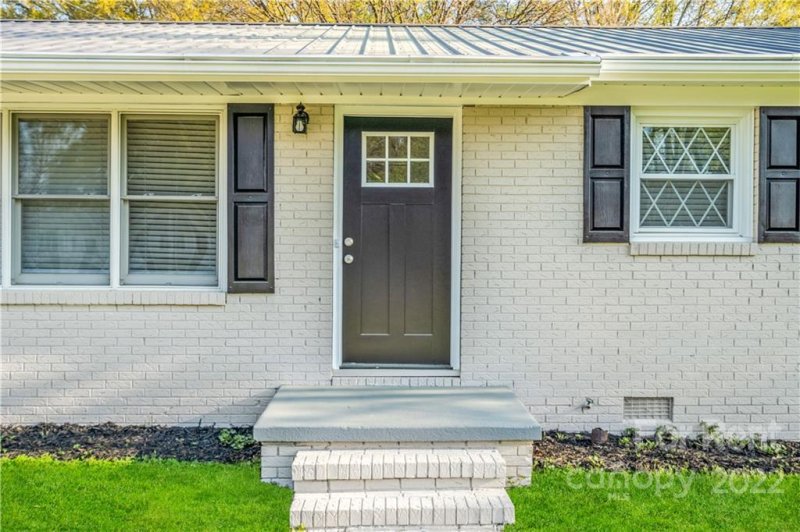 Property image 4 at 2012 Rhonda Drive, Gastonia, NC 28054