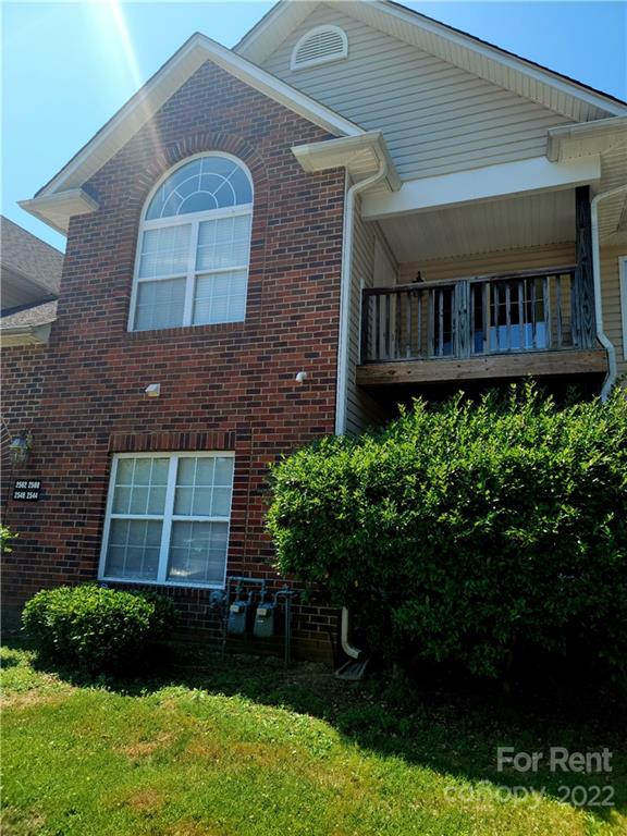 Property image 2 at 2560 Carya Pond Lane, Charlotte, NC 28212