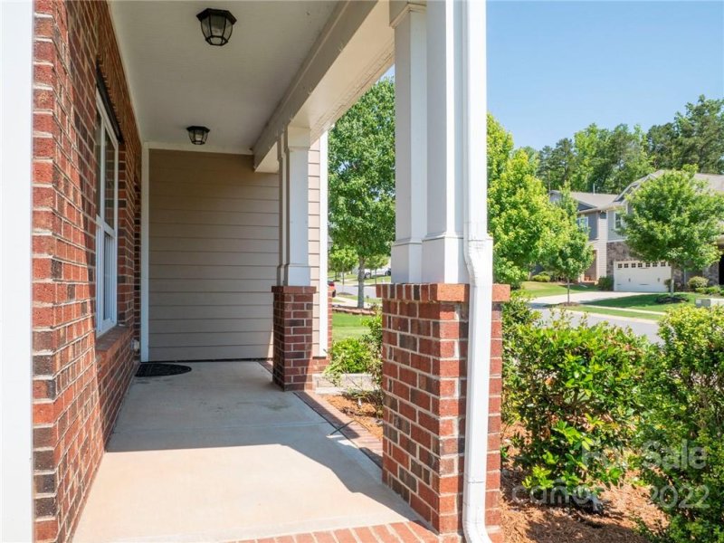 Property image 4 at 1549 Spring Blossom Trail, Fort Mill, SC 29708