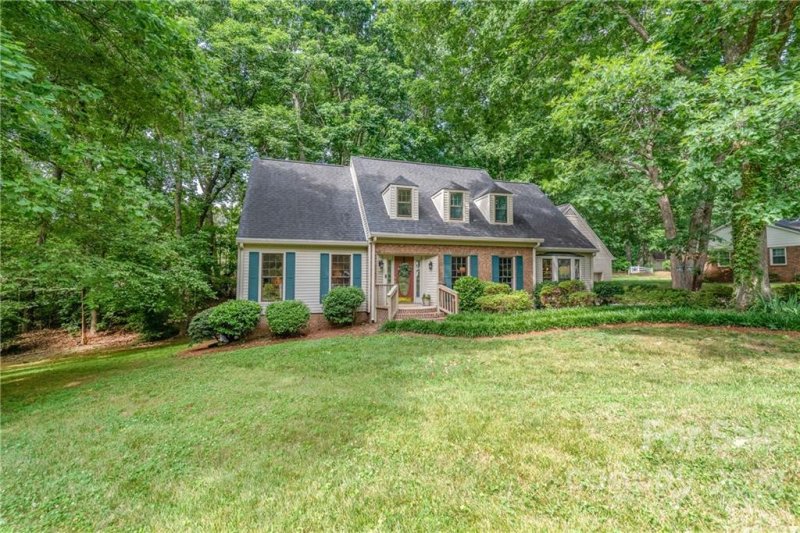 Property image 4 at 2437 Woodleigh Drive, Gastonia, NC 28056