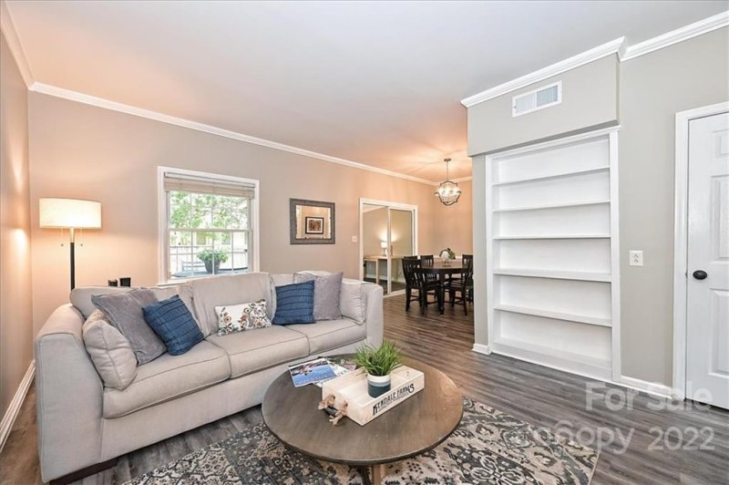 Property image 4 at 5945 Quail Hollow Road, Charlotte, NC 28210