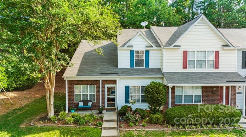 Property image 2 at 138 Rhett Court, Fort Mill, SC 29715