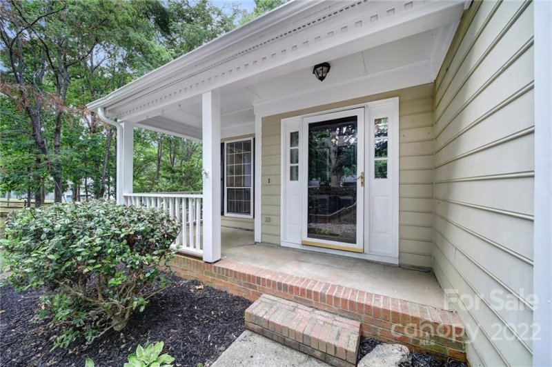 Property image 3 at 7500 Little Fox Lane, Charlotte, NC 28227