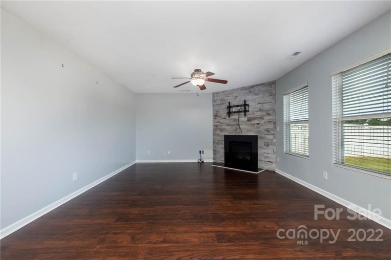 Property image 2 at 1032 Sweetgum Street, Gastonia, NC 28054