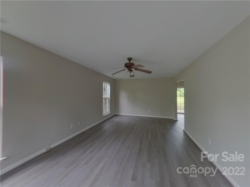 Property image 3 at 4130 Autumn Cove Drive, Lake Wylie, SC 29710