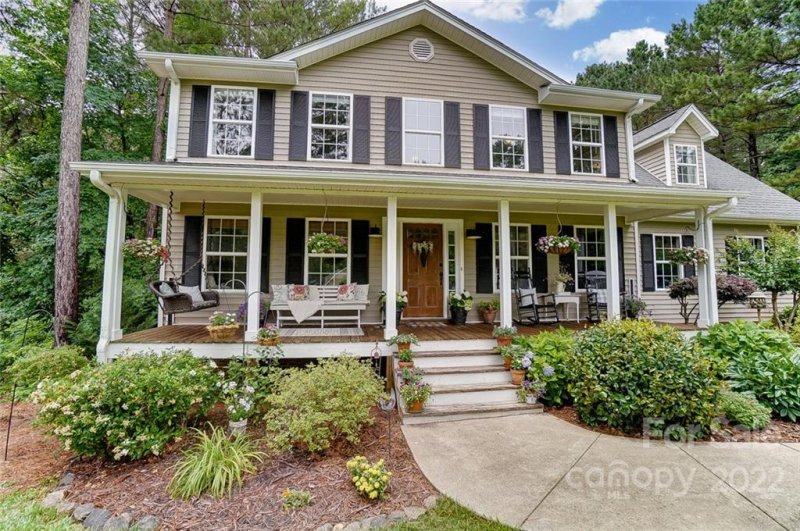 Property image 2 at 1594 High Ridge Drive, Stanley, NC 28164