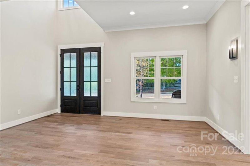 Property image 4 at 10 South Point Lane, Taylorsville, NC 28681