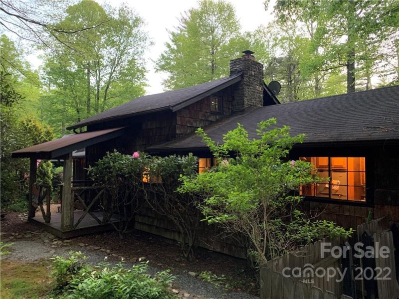 6368 Gingercake Road