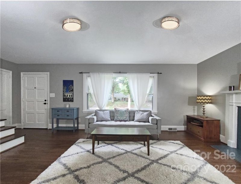 Property image 5 at 2220 Arnold Drive, Charlotte, NC 28205