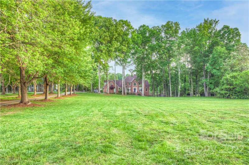 Property image 3 at 2805 Beulah Church Road, Weddington, NC 28104