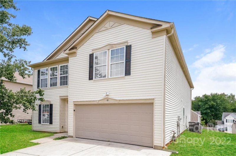 Property image 2 at 181 Hunter Park Drive, York, SC 29745