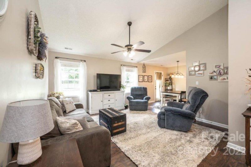 Property image 5 at 5045 Stetson Lane, Claremont, NC 28610