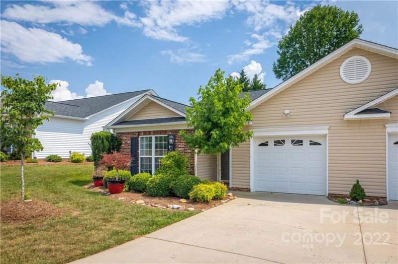 Property image 2 at 113 Morgan Trace Drive, Valdese, NC 28690