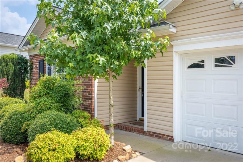 Property image 3 at 113 Morgan Trace Drive, Valdese, NC 28690