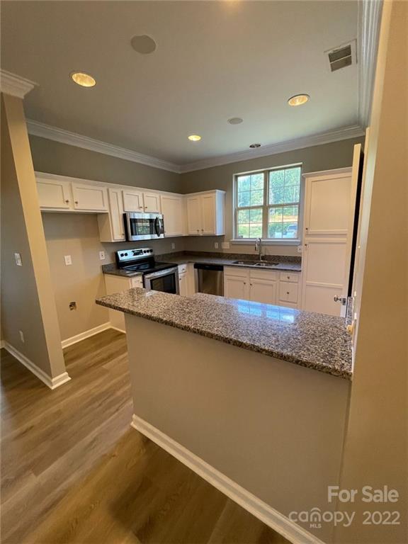 Property image 5 at 6420 Quarterbridge Lane, Charlotte, NC 28262