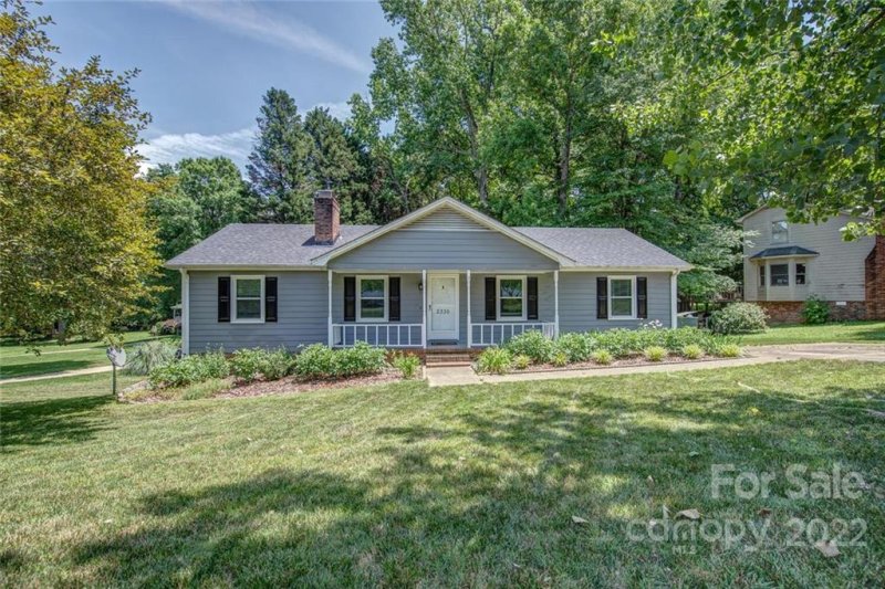 2330 Autumnwood Trail