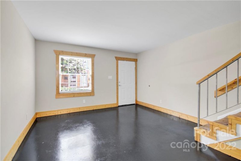 Property image 2 at 636 Chipley Avenue, Charlotte, NC 28205