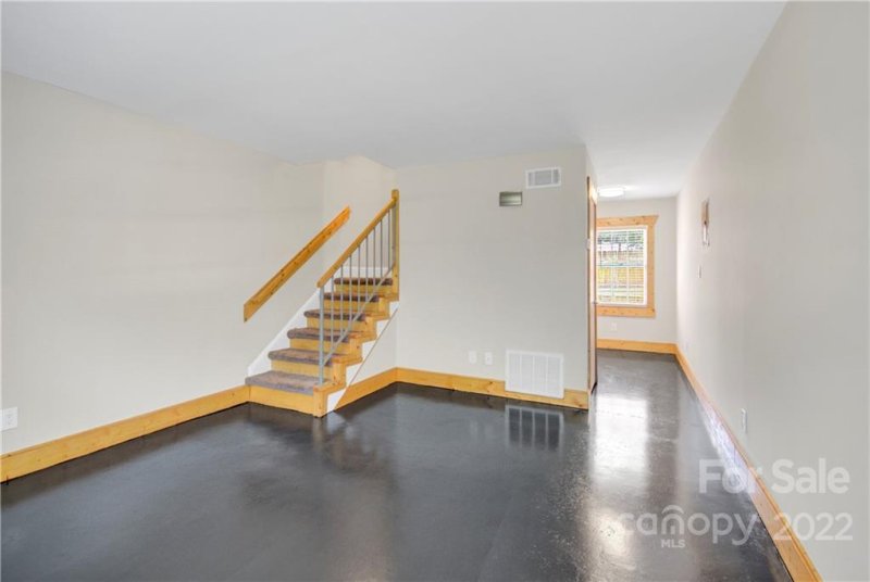 Property image 3 at 636 Chipley Avenue, Charlotte, NC 28205