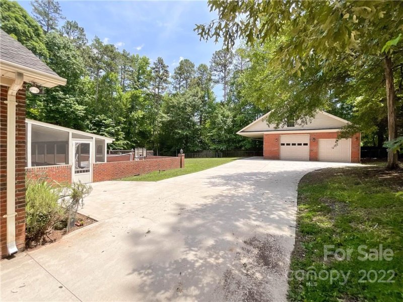 Property image 5 at 4045 Dakeita Circle, Concord, NC 28025