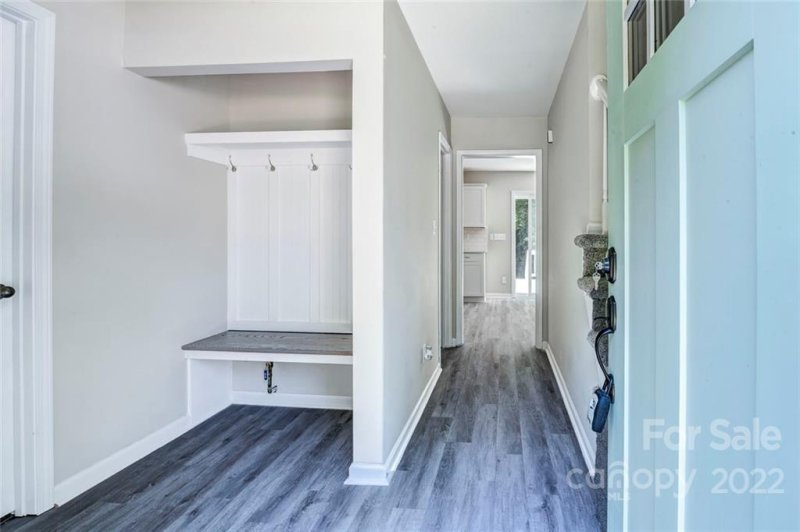 Property image 3 at 907 Doby Springs Drive, Charlotte, NC 28262