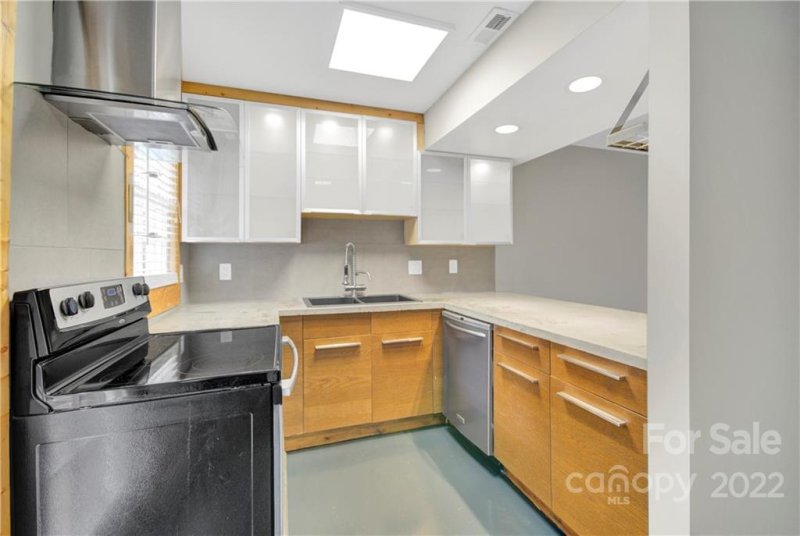 Property image 5 at 636 Chipley Avenue, Charlotte, NC 28205