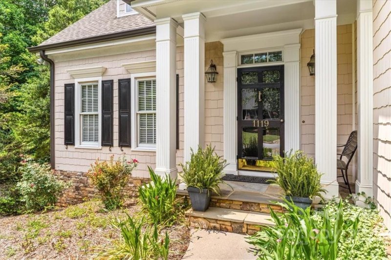 Property image 2 at 1119 38th Avenue, Hickory, NC 28601