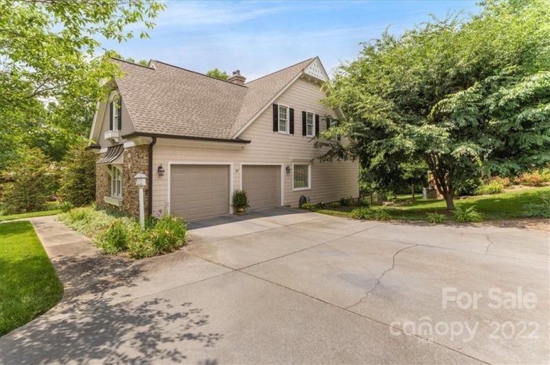 Property image 4 at 1119 38th Avenue, Hickory, NC 28601