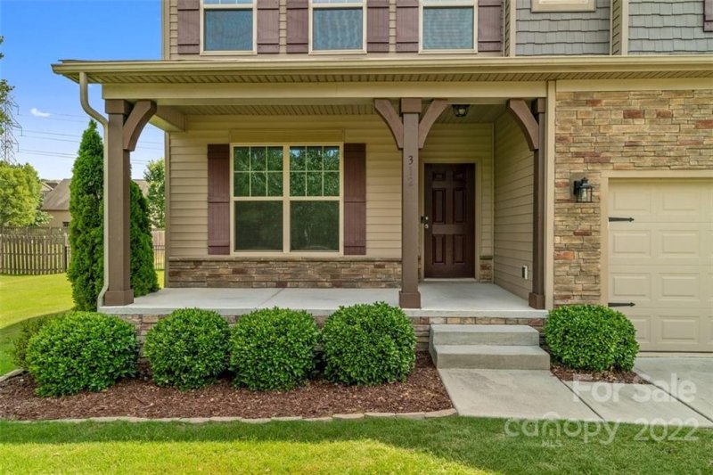 Property image 3 at 312 Alyssum Avenue, Clover, SC 29710