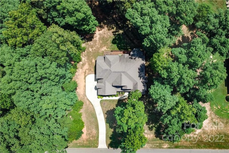 Property image 3 at 323 Amesbury Drive, Mt Ulla, NC 28125